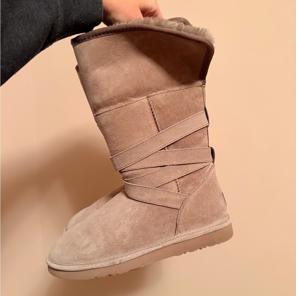 LAMO Beige Boots
